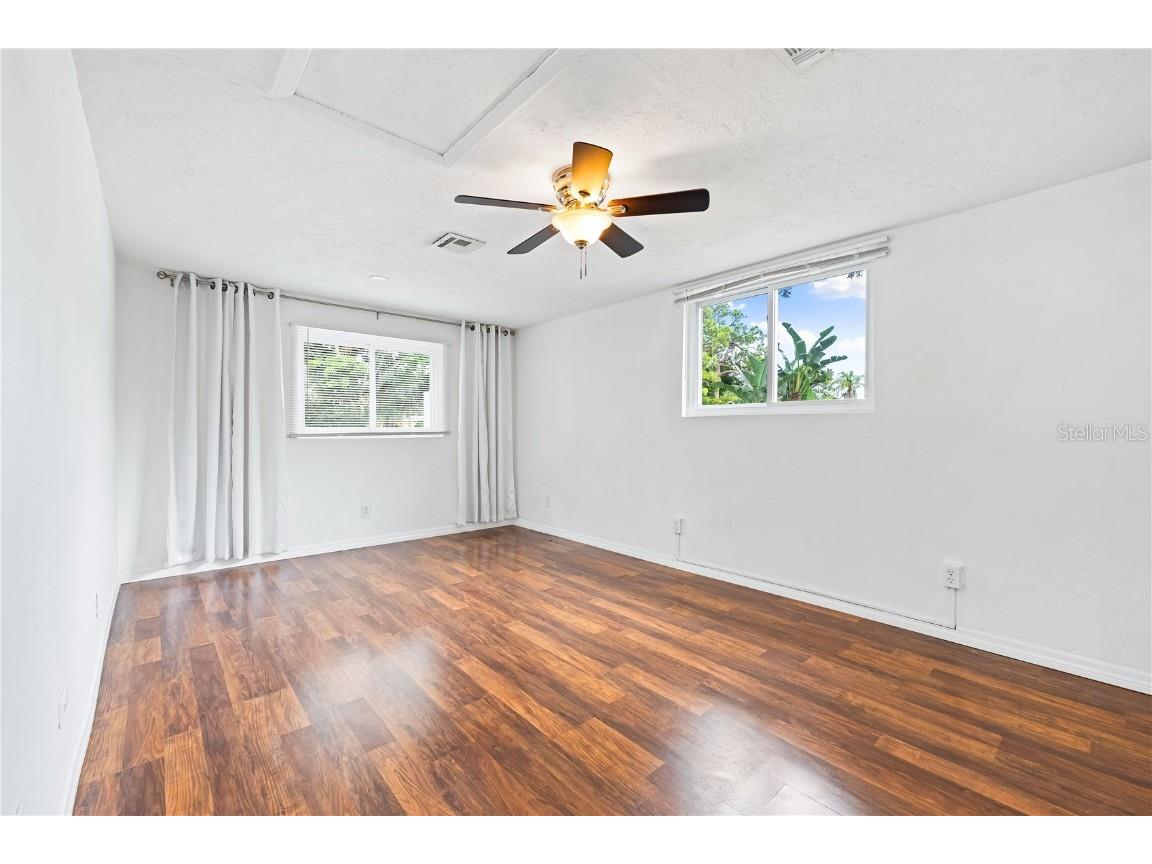 1911 Upper Beechwood Avenue Sarasota FL 34231 A4663604 image25