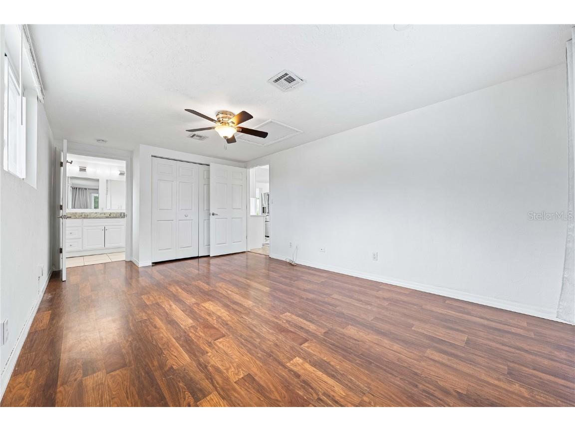 1911 Upper Beechwood Avenue Sarasota FL 34231 A4663604 image26