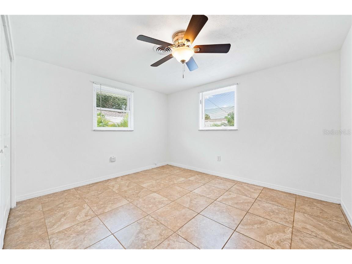 1911 Upper Beechwood Avenue Sarasota FL 34231 A4663604 image33