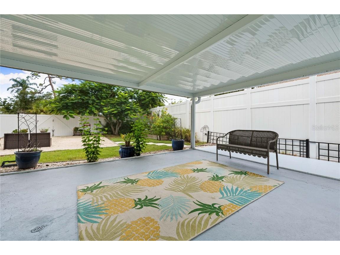 1911 Upper Beechwood Avenue Sarasota FL 34231 A4663604 image36