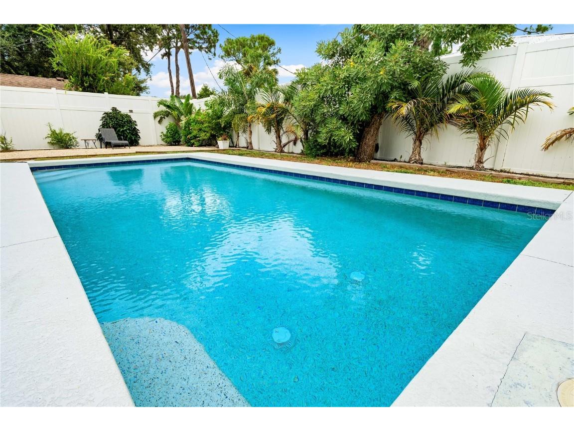 1911 Upper Beechwood Avenue Sarasota FL 34231 A4663604 image38