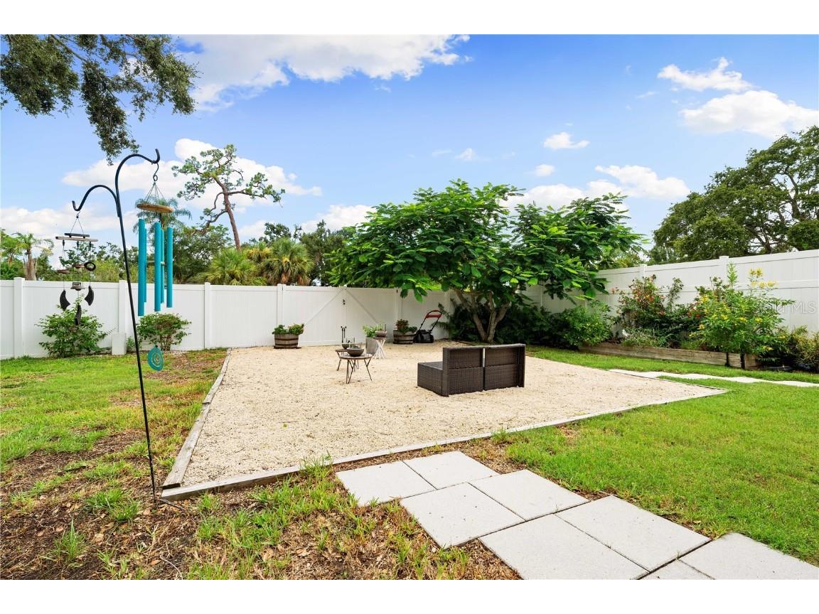 1911 Upper Beechwood Avenue Sarasota FL 34231 A4663604 image40