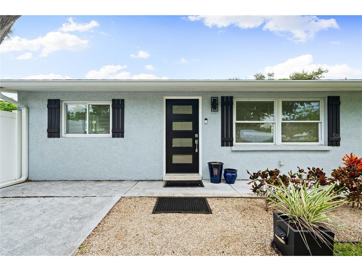 1911 Upper Beechwood Avenue Sarasota FL 34231 A4663604 image8