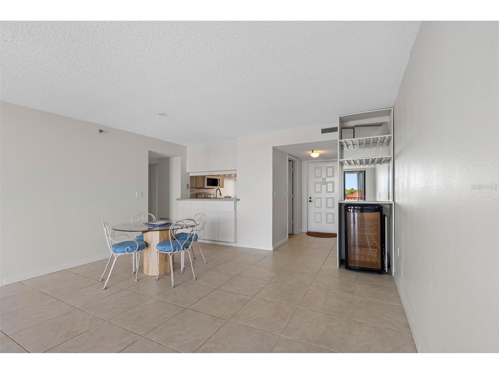 19111 Vista Bay Drive #204 Indian Shores FL 33785 - INTRACOASTAL TB8488636 image4