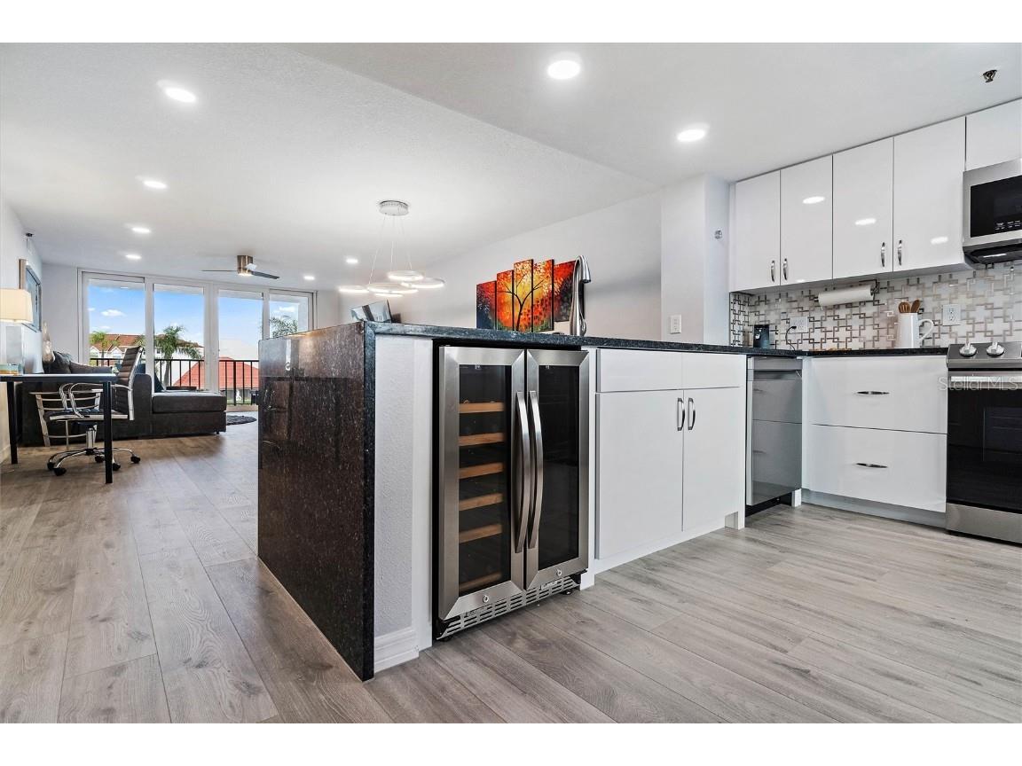 19111 Vista Bay Drive #212 Indian Shores FL 33785 TB8442529 image9