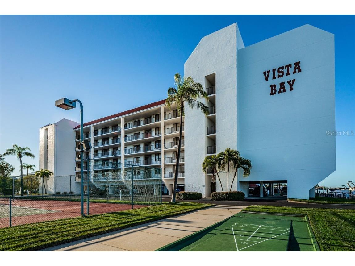 19111 Vista Bay Drive #304 Indian Shores FL 33785 - INTRACOASTAL WATERWAY TB8369563 image1