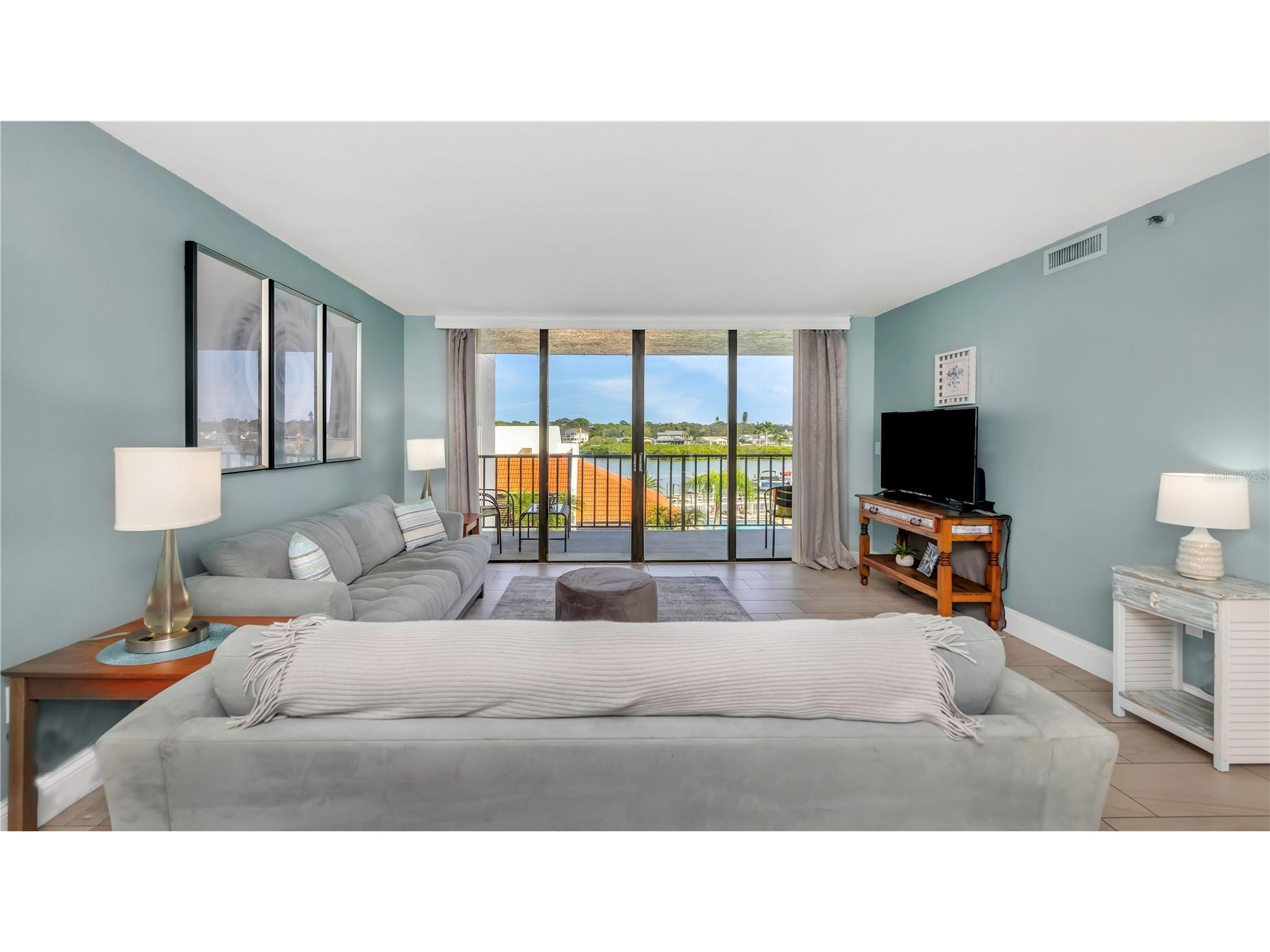 19111 Vista Bay Drive #304 Indian Shores FL 33785 TB8469842 image17