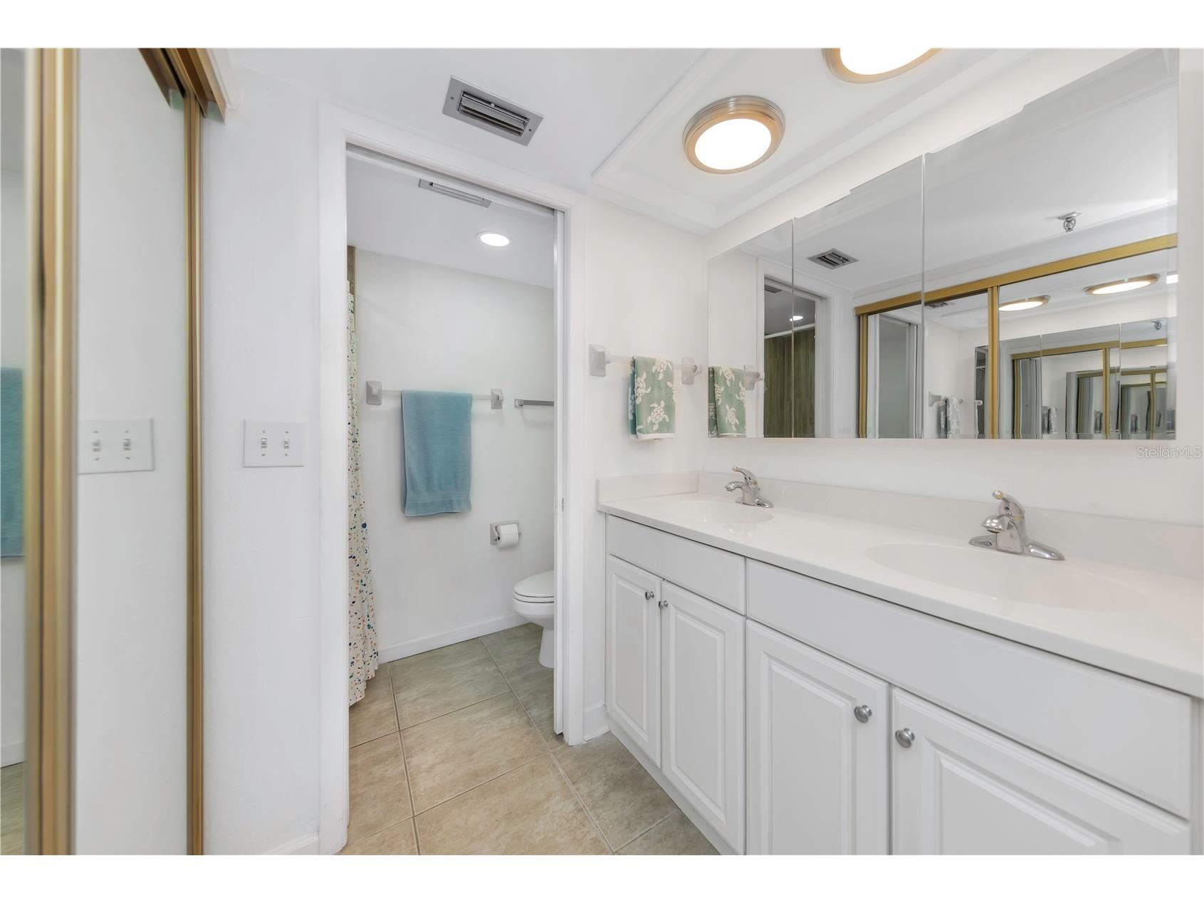 19111 Vista Bay Drive #304 Indian Shores FL 33785 TB8469842 image28