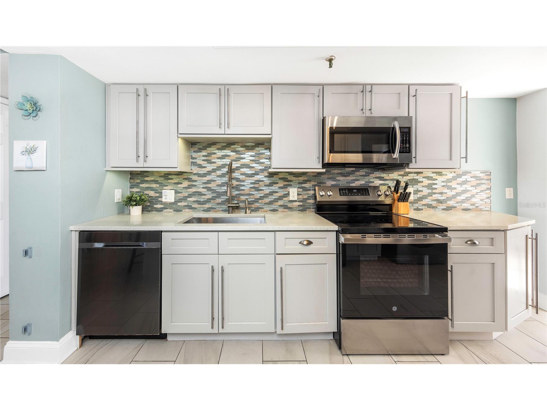 19111 Vista Bay Drive #304 Indian Shores FL 33785 TB8469842 image6