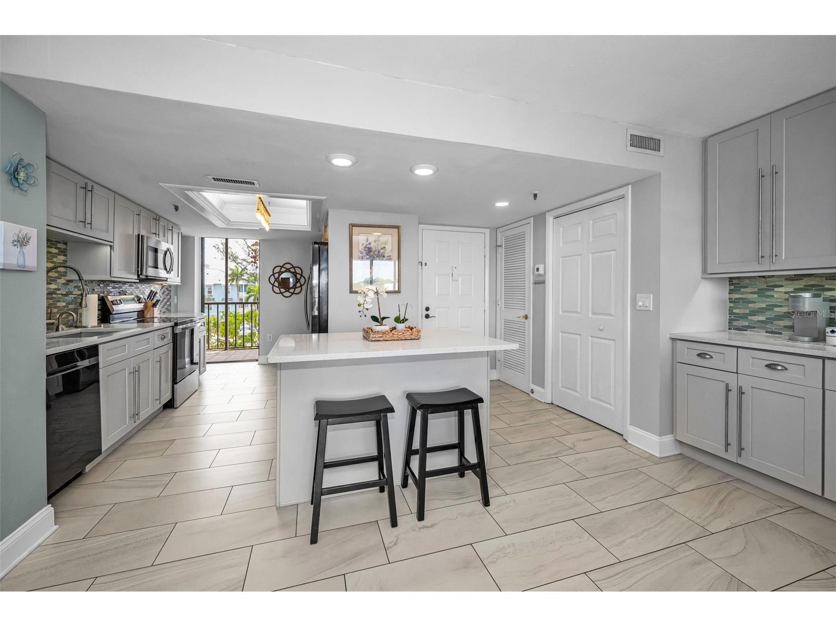 19111 Vista Bay Drive #304 Indian Shores FL 33785 - INTRACOASTAL WATERWAY TB8517541 image22