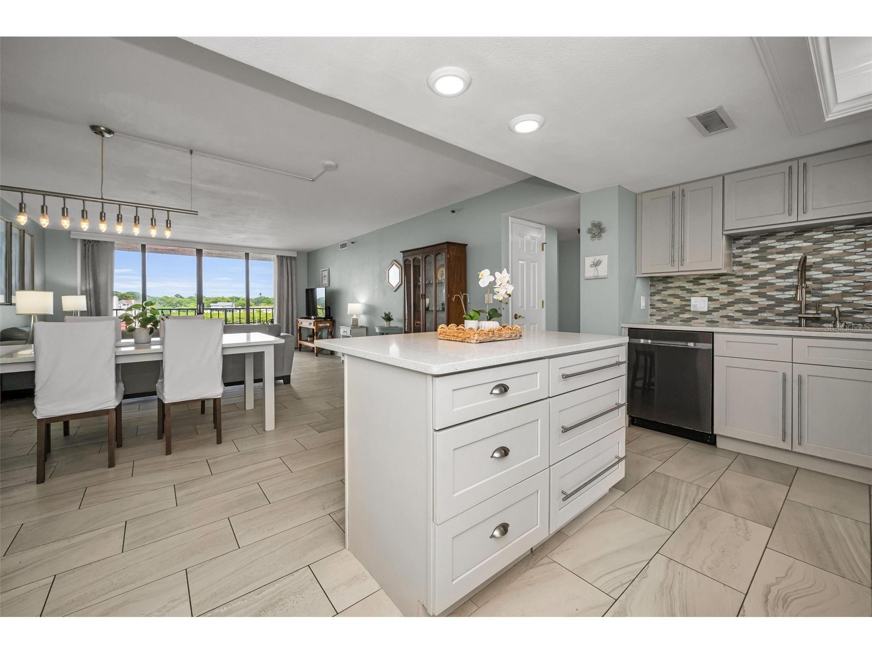 19111 Vista Bay Drive #304 Indian Shores FL 33785 - INTRACOASTAL WATERWAY TB8517541 image23