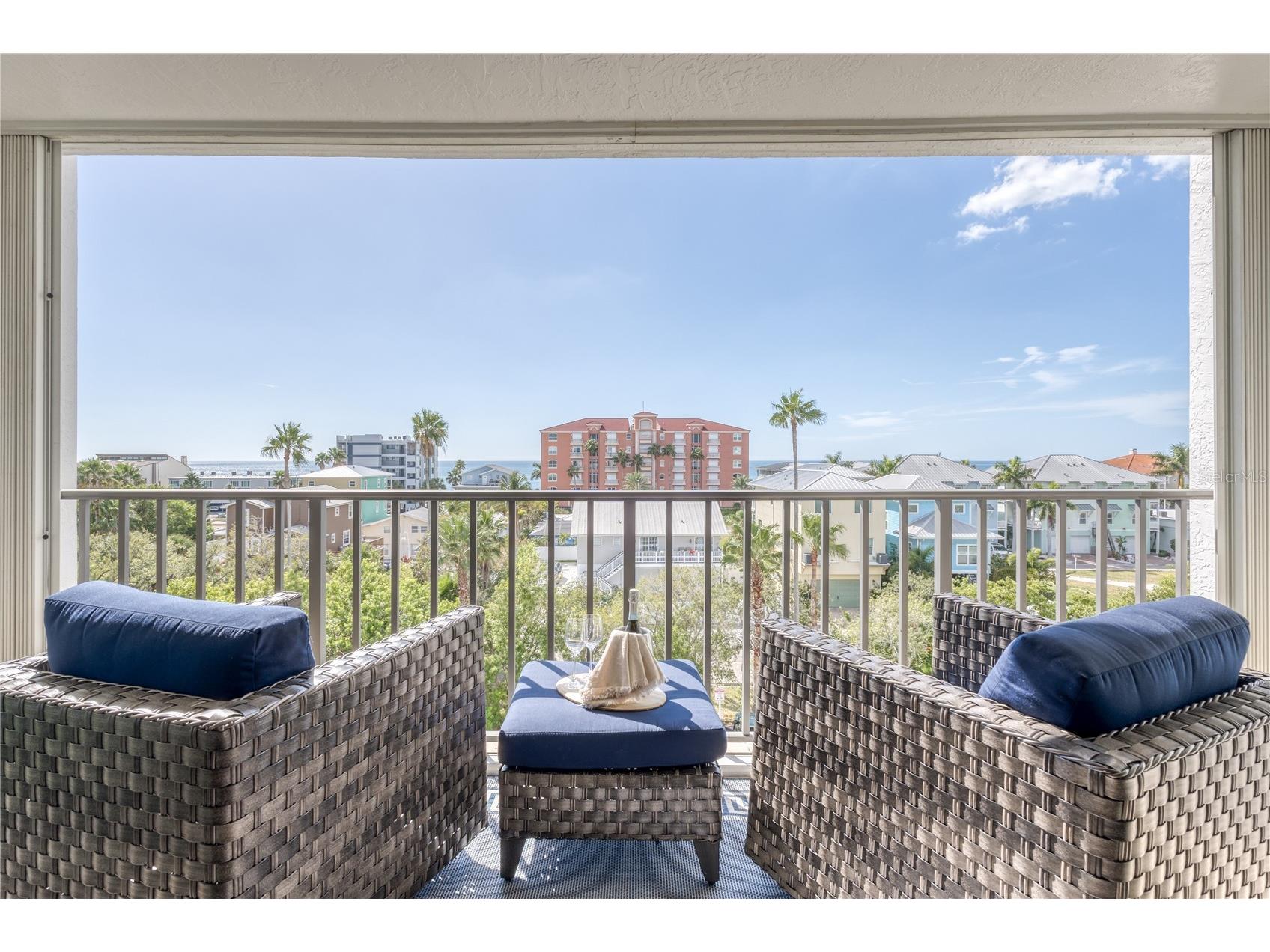 19111 Vista Bay Drive #510 Indian Shores FL 33785 W7882537 image1
