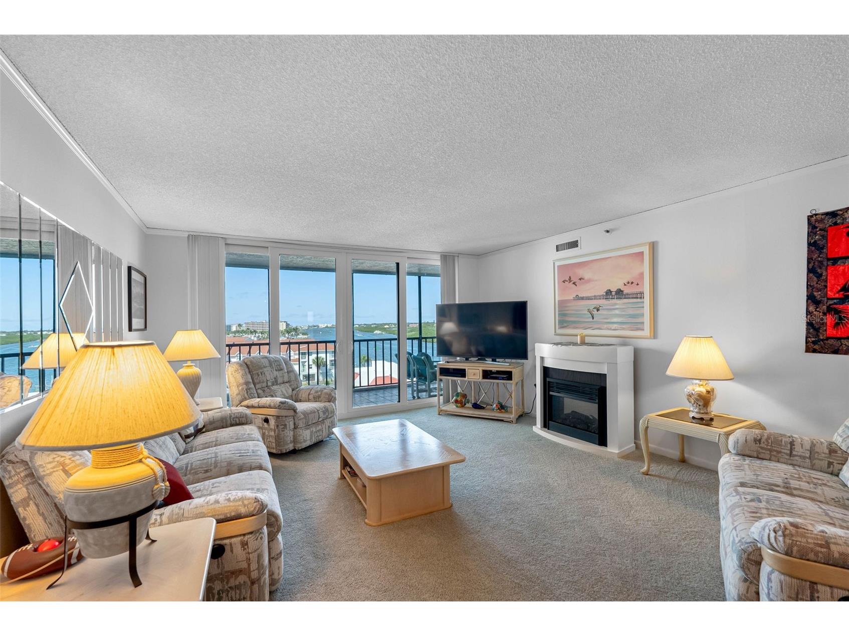 19111 Vista Bay Drive #611 Indian Shores FL 33785 - INTRACOASTAL TB8443859 image1
