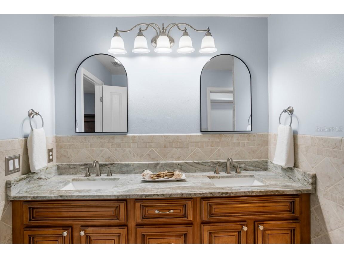 19116 Forrest Drive Odessa FL 33556 - LAKE WOOD TB8431640 image17