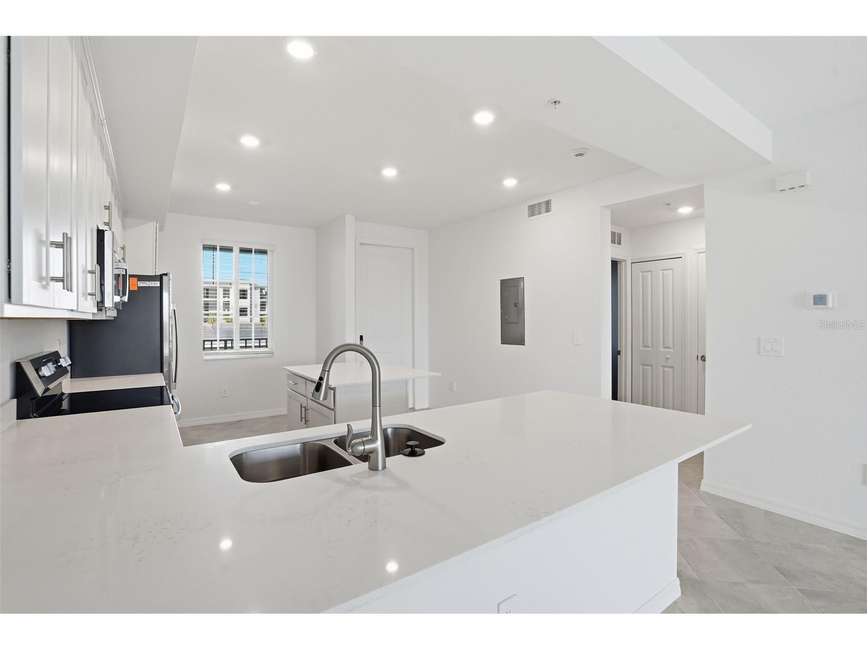 19116 Scallop Loop #204 Lakewood Ranch FL 34211 TB8478392 image5