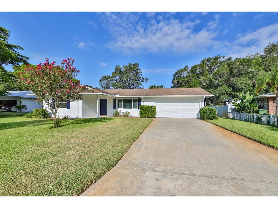 1912 37th Street W Bradenton FL 34205 A4578823 image1