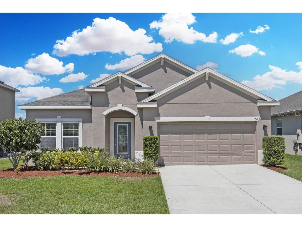 1912 Castleton Drive Saint Cloud FL 34771 P4931303 image1