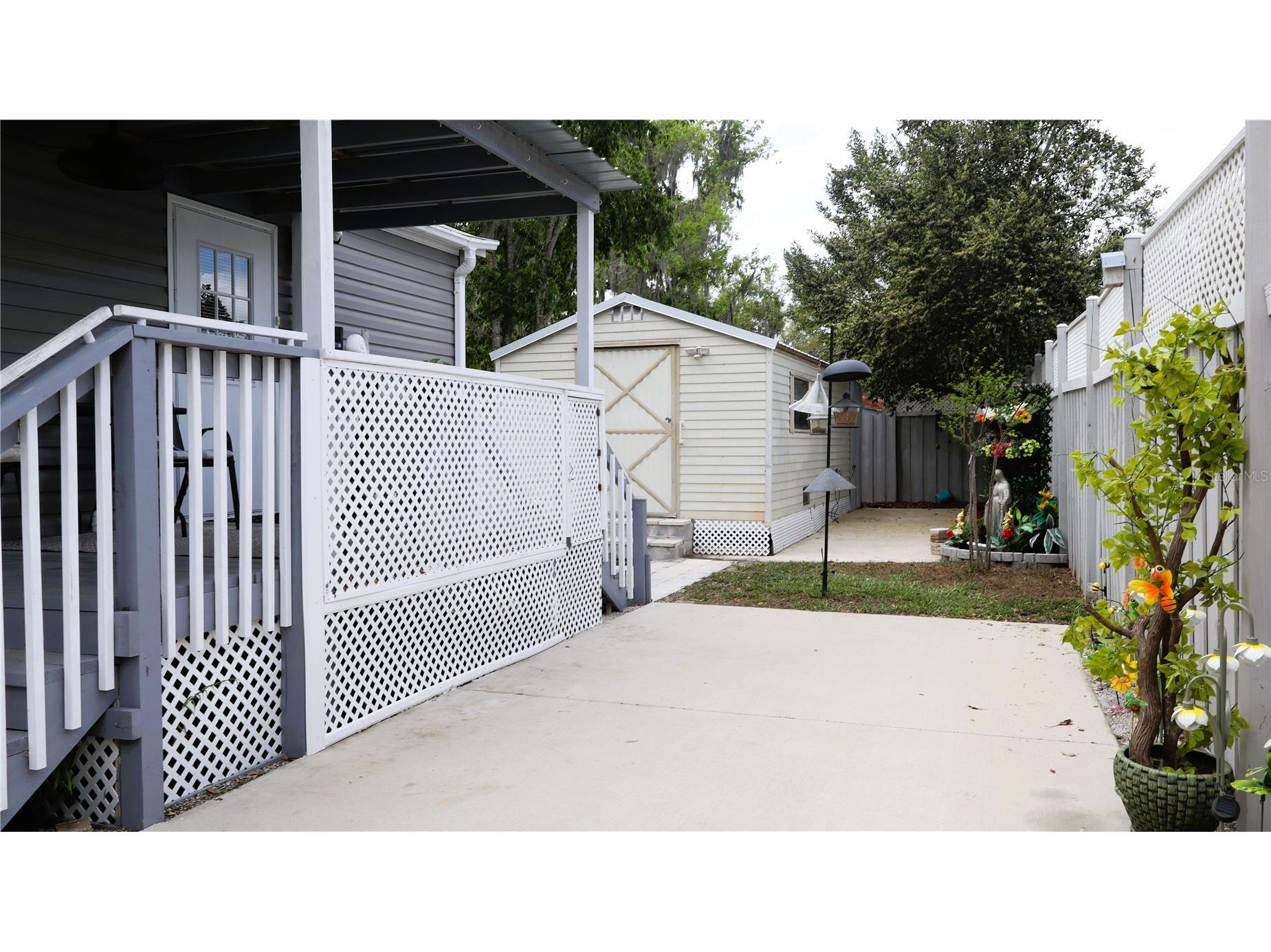 1912 Cr 439c Lake Panasoffkee FL 33538 - LAKE PANASOFFKEE G5109695 image11