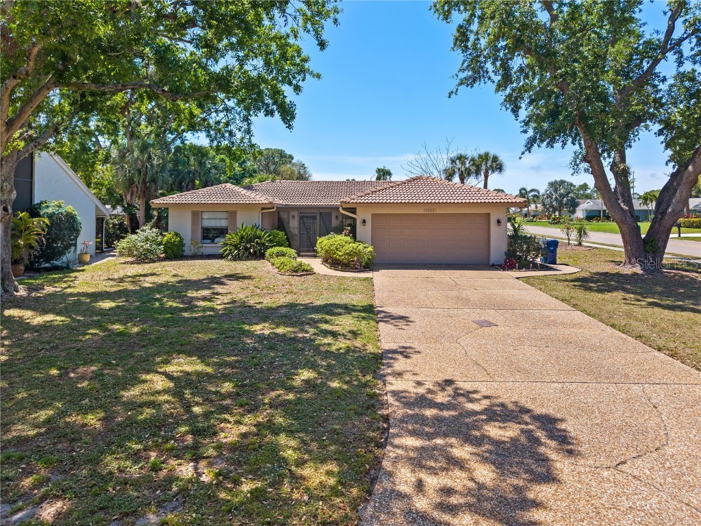 1912 Deancroft Road Sarasota FL 34235 A4647198 image1