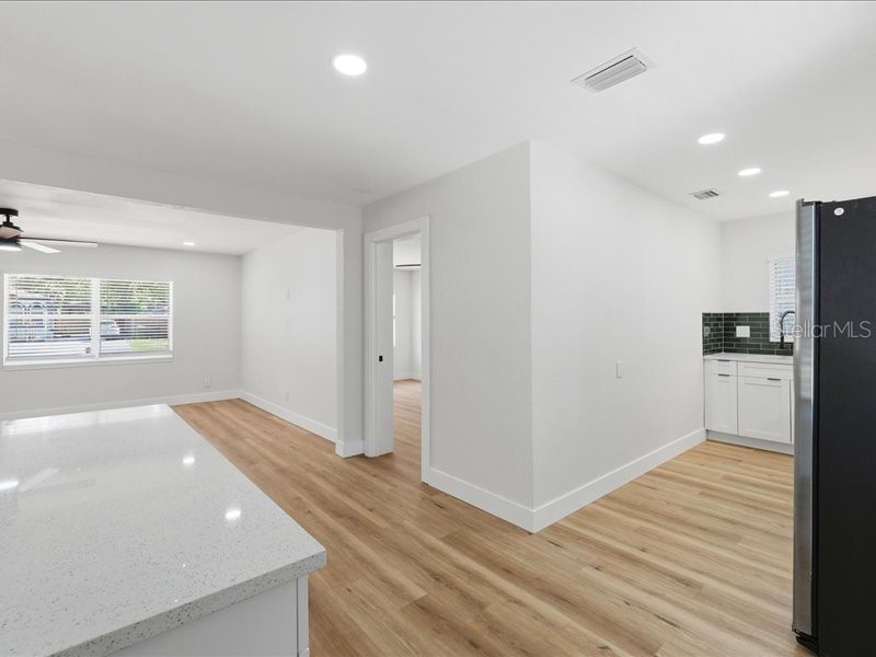 1912 E Hanna Avenue Tampa FL 33610 TB8500931 image17