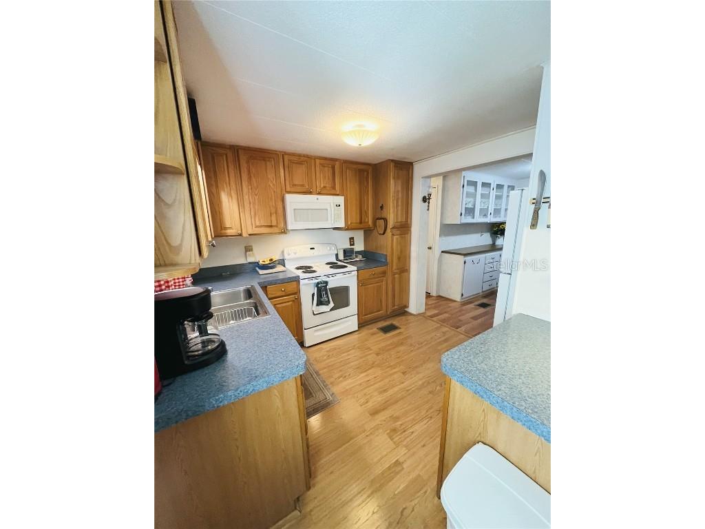 1912 Florida Boulevard Bradenton FL 34207 - SARASOTA BAY A4662049 image8