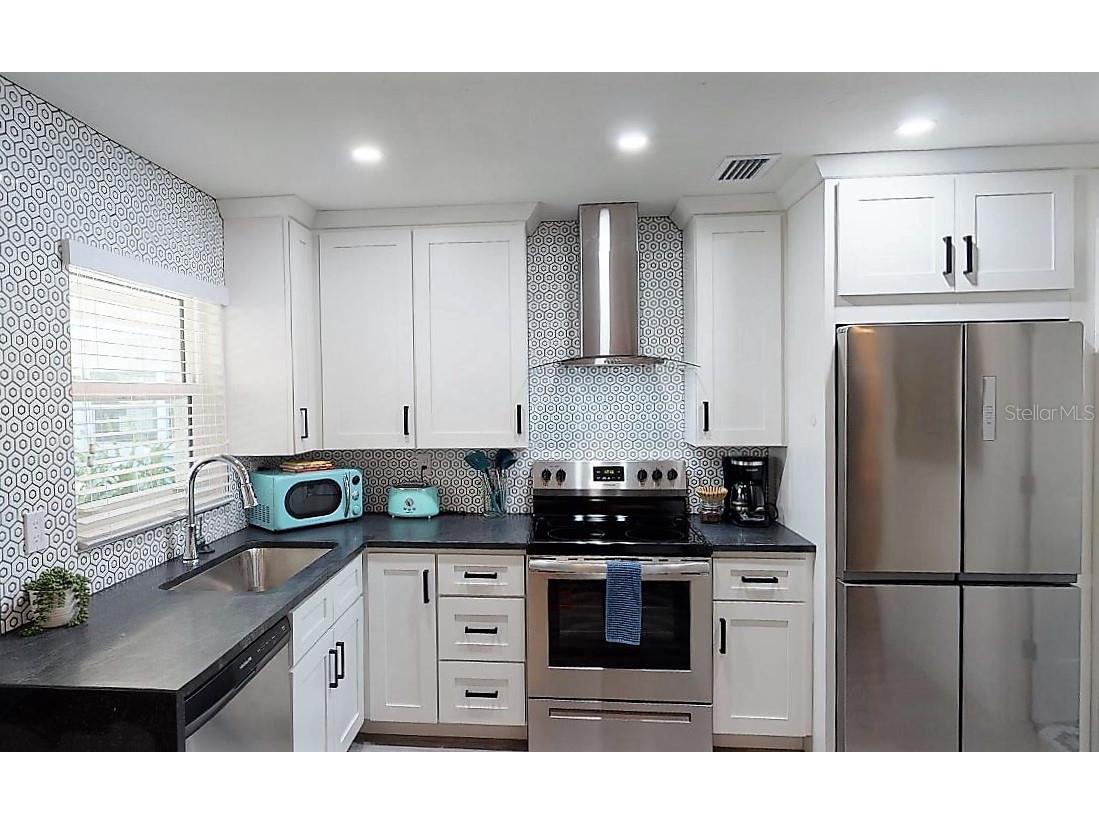 1912 Morrill #1916 Sarasota FL 34236 A4699040 image24