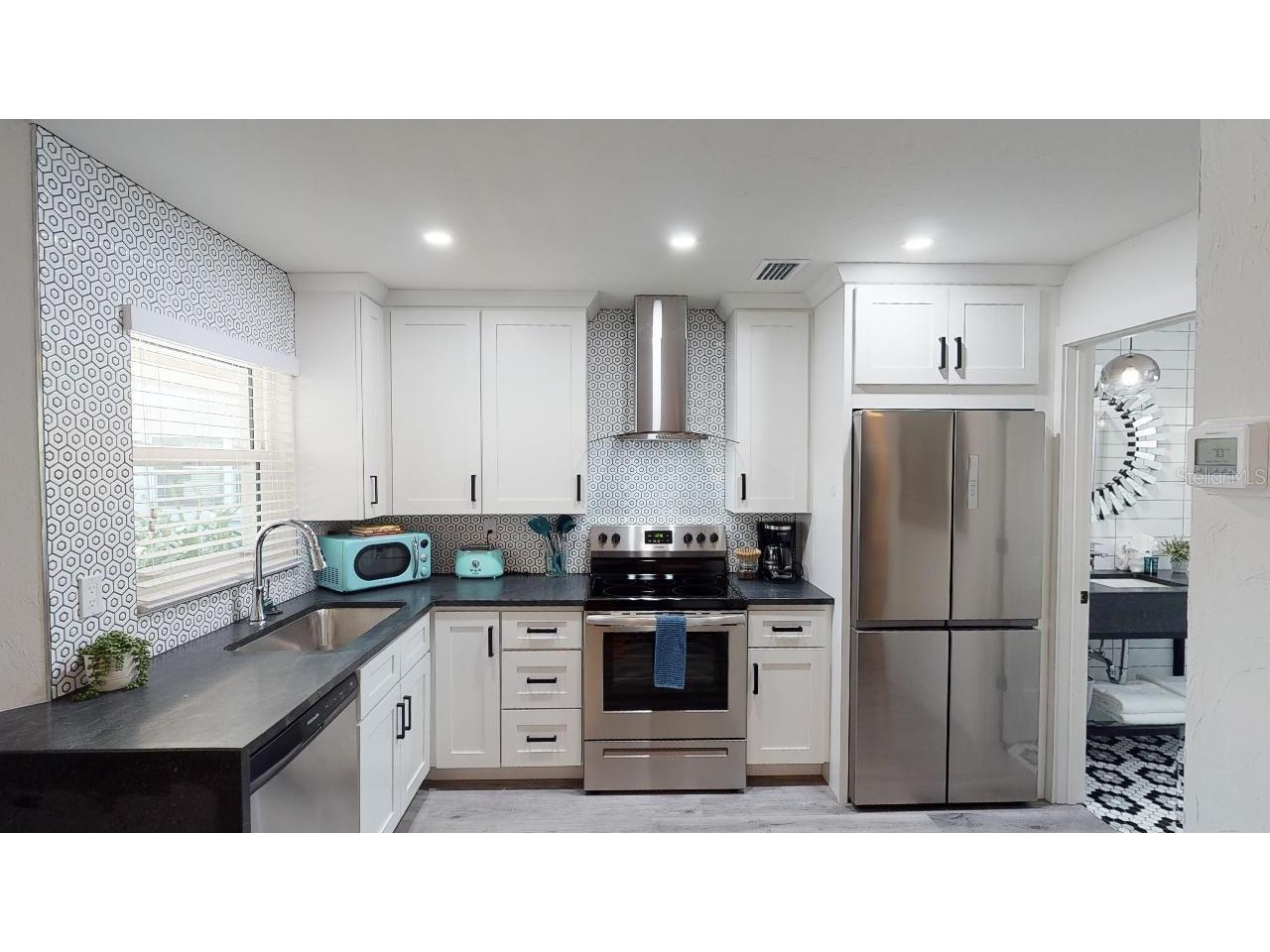 1912 Morrill #1916 Sarasota FL 34236 A4699040 image25