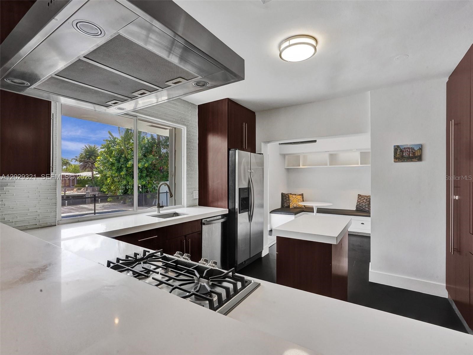 1912 NE 119th Road North Miami FL 33181 TB8522012 image25