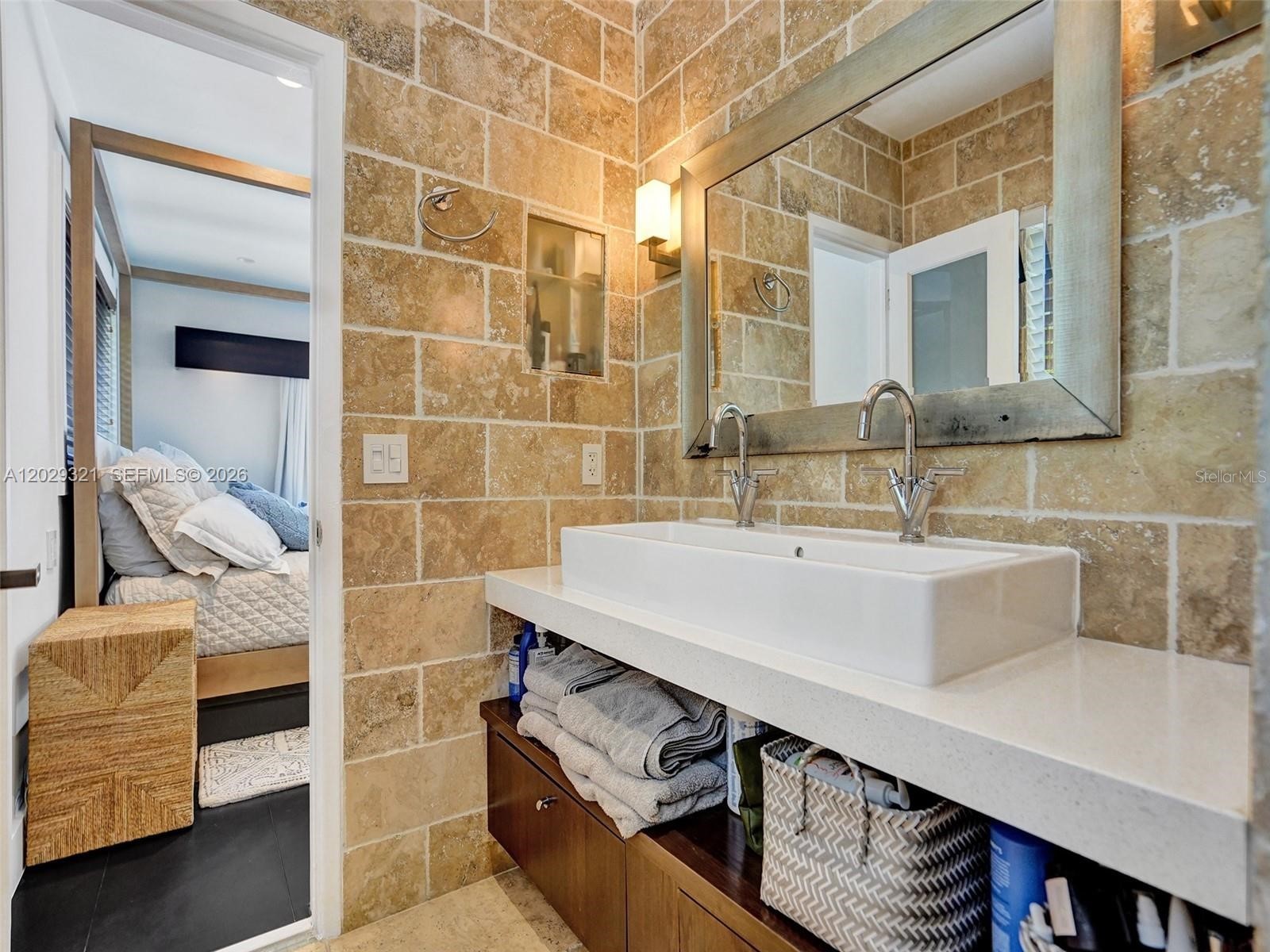 1912 NE 119th Road North Miami FL 33181 TB8522012 image51
