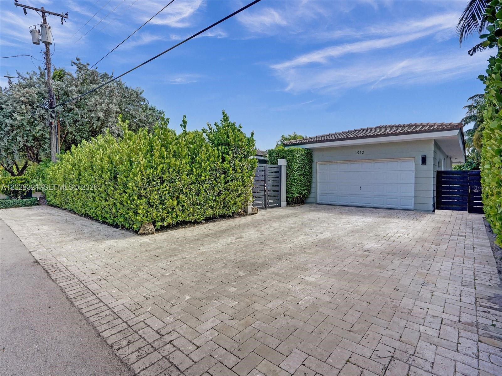 1912 NE 119th Road North Miami FL 33181 TB8522012 image66