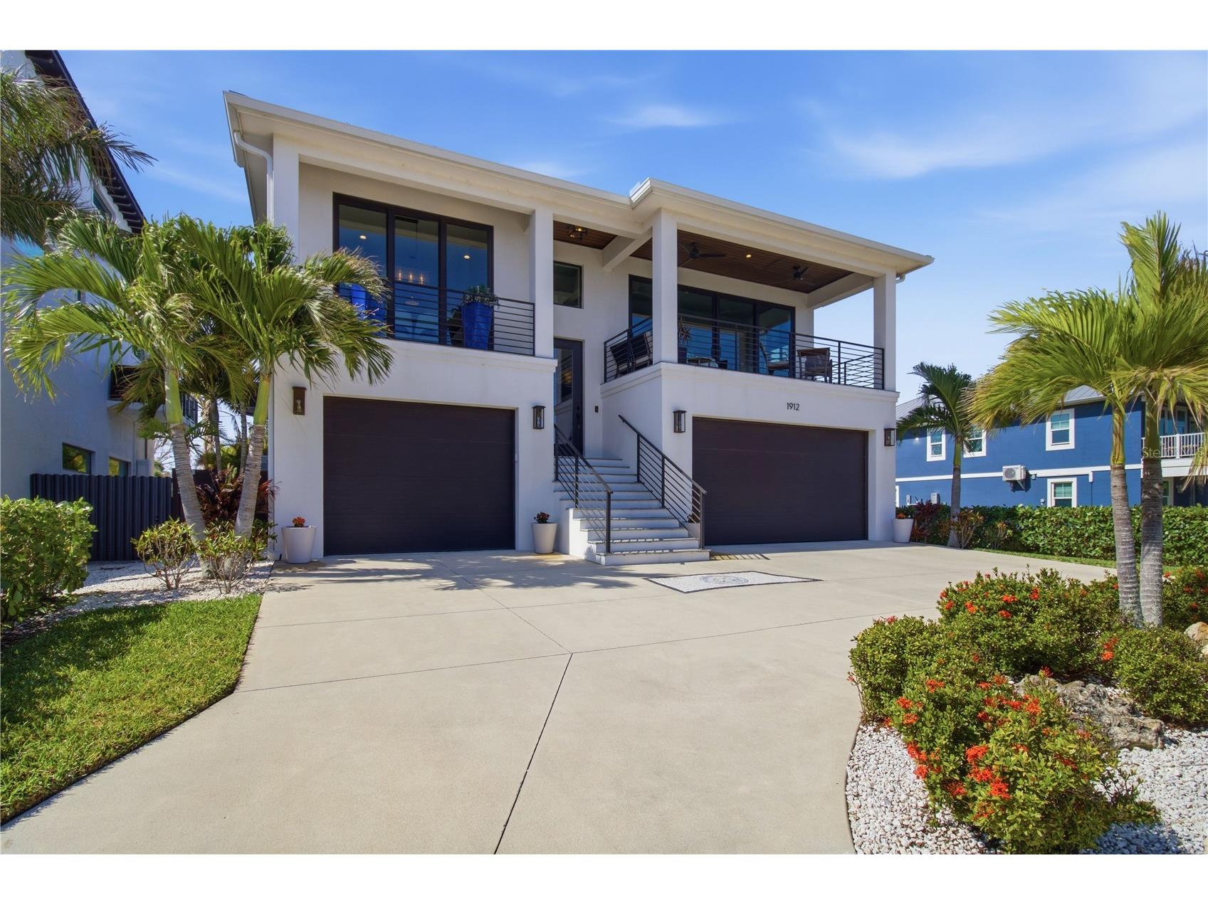 1912 Riverside Drive E Bradenton FL 34208 A4690926 image1