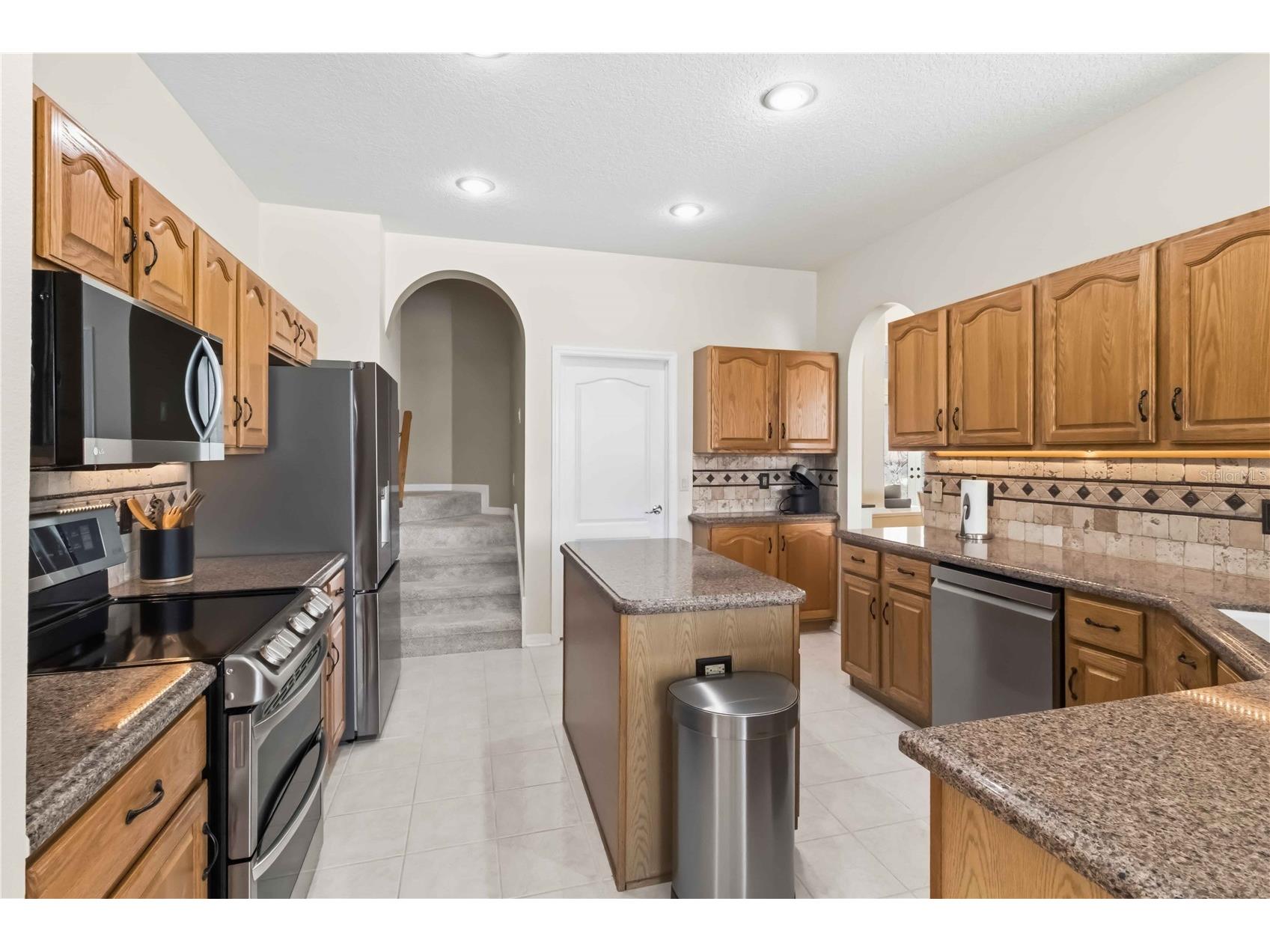 19120 Mandarin Grove Place Tampa FL 33647 TB8494447 image14