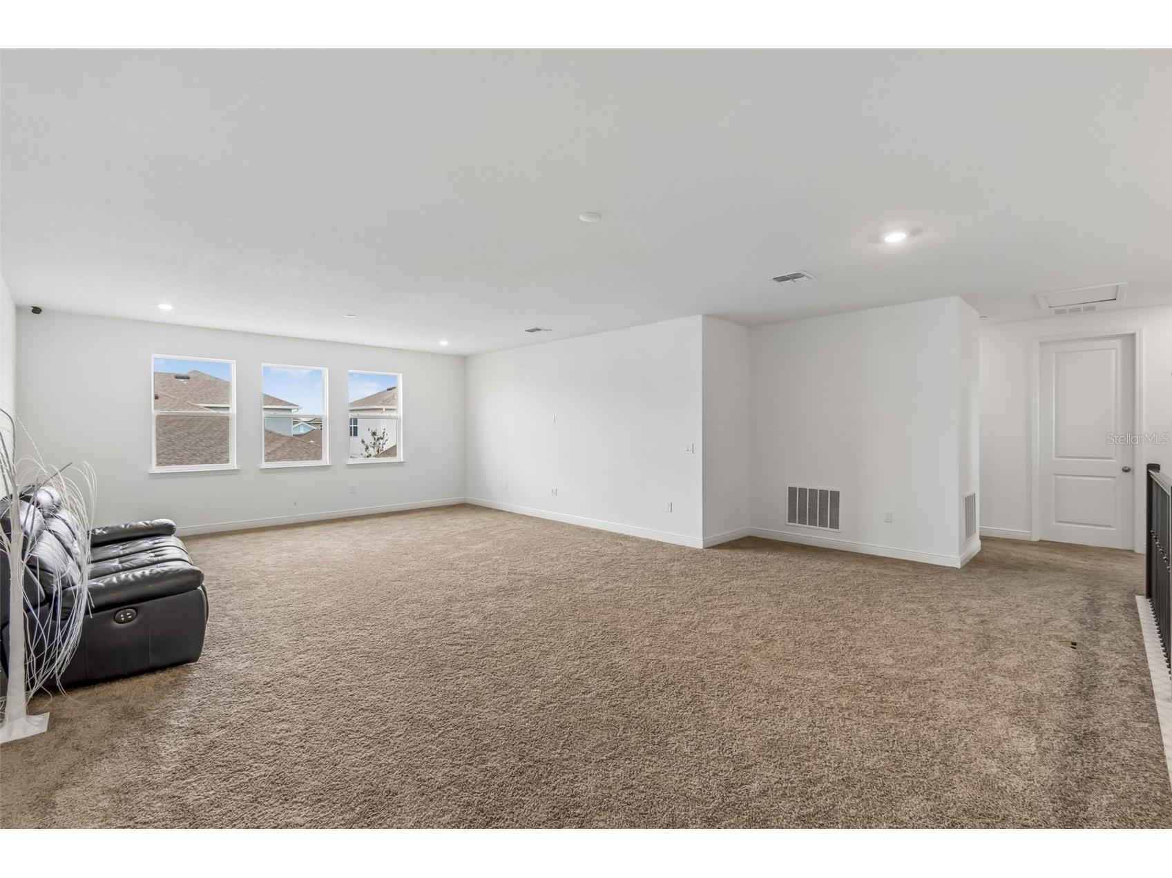 19129 Planetree Street Orlando FL 32827 TB8500282 image40
