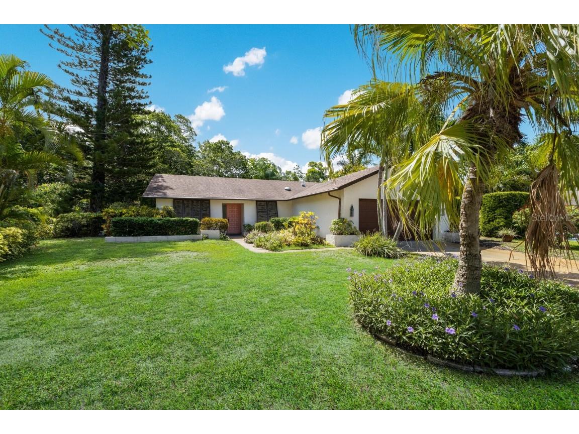 1913 67th Street W Bradenton FL 34209 A4618335 image1