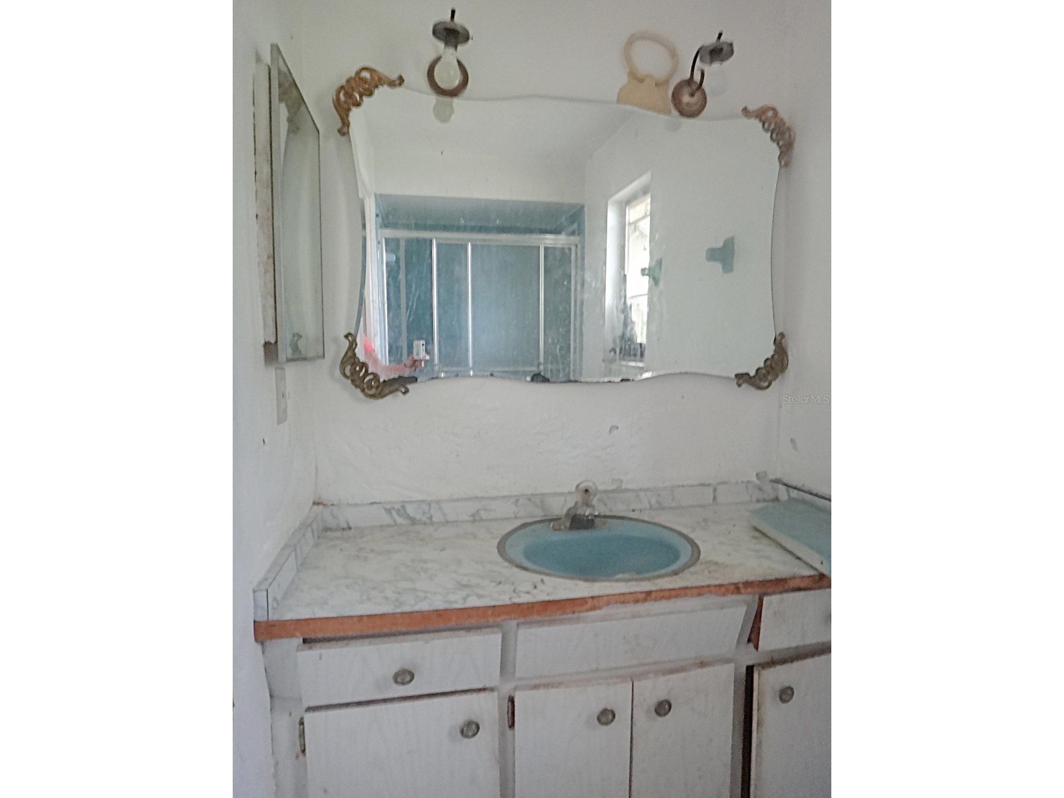 1913 Kings Highway Clearwater FL 33755 TB8516963 image16