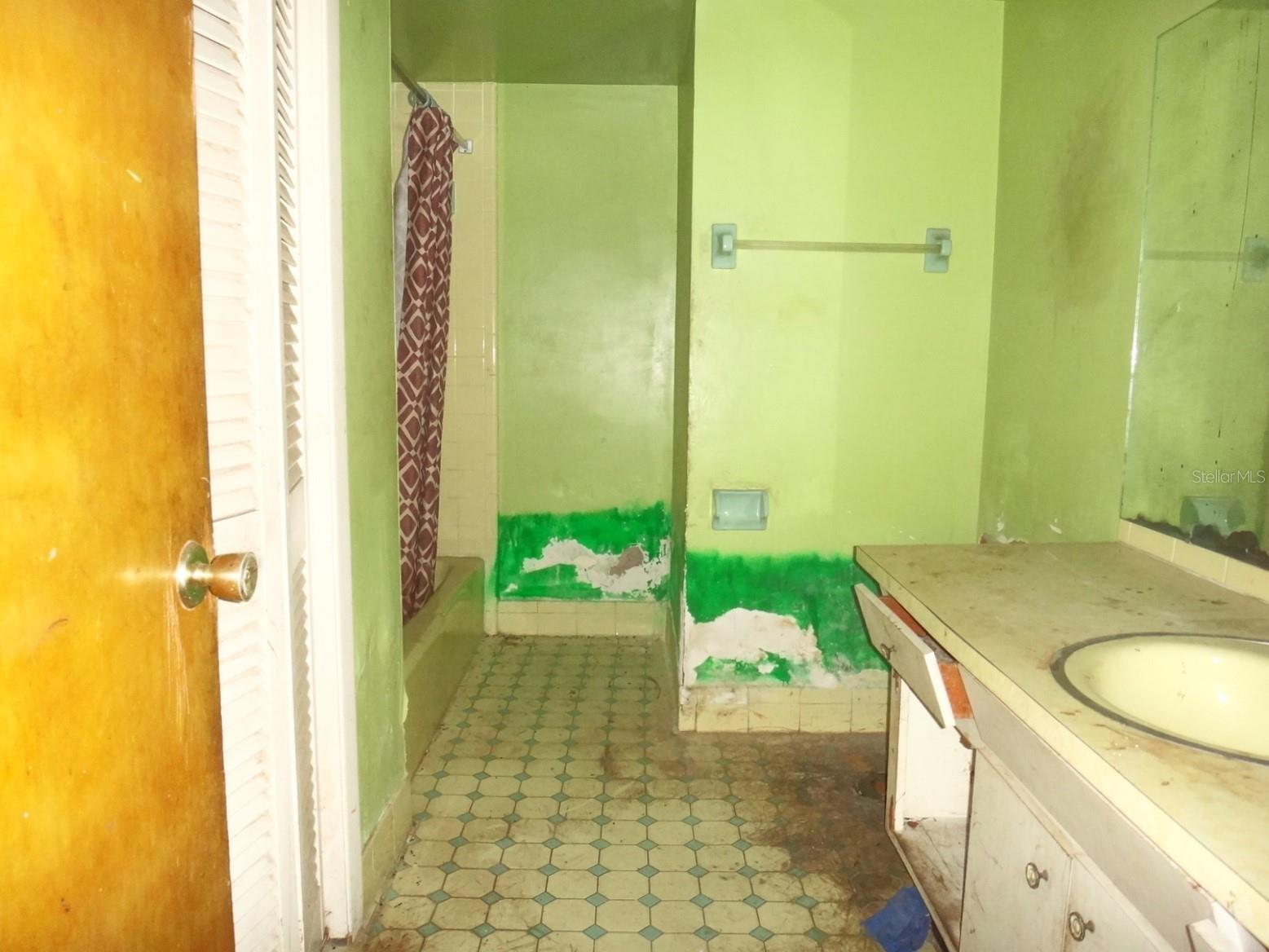 1913 Kings Highway Clearwater FL 33755 TB8516963 image23
