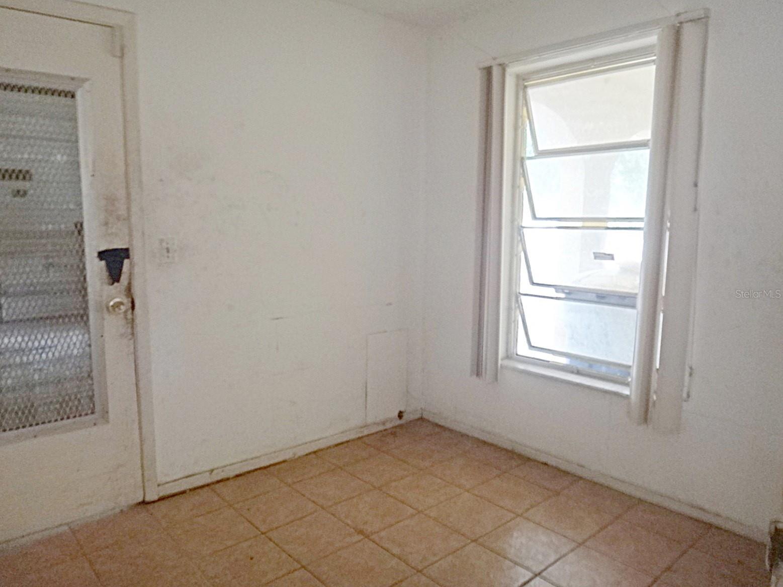 1913 Kings Highway Clearwater FL 33755 TB8516963 image28