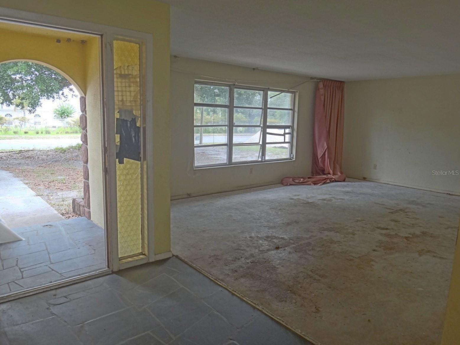 1913 Kings Highway Clearwater FL 33755 TB8516963 image3