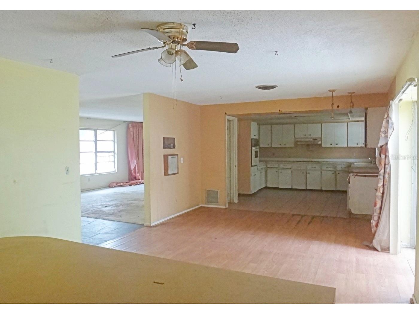 1913 Kings Highway Clearwater FL 33755 TB8516963 image8