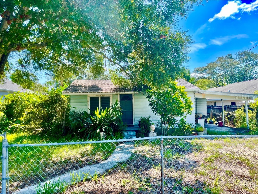 1913 Park Avenue Tarpon Springs FL 34689 U8241047 image1