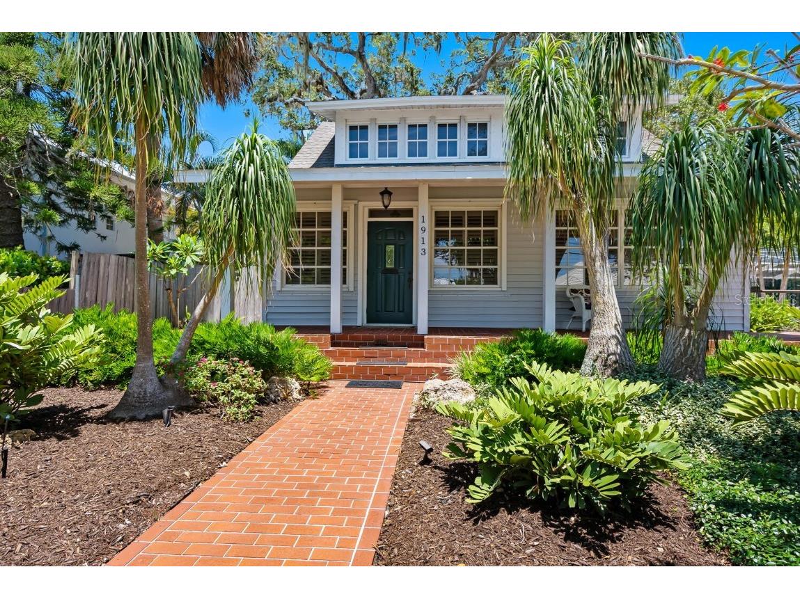 1913 S Orange Avenue Sarasota FL 34239 A4606758 image1