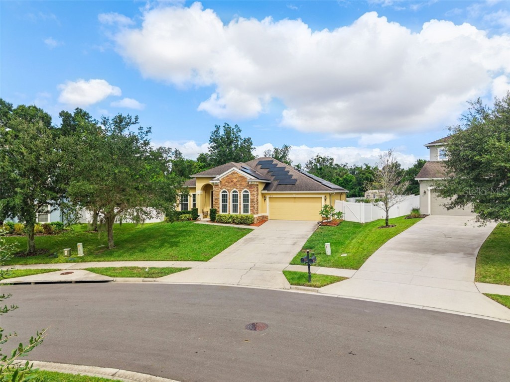 1913 Sanderlin Point Loop Apopka FL 32703 O6351187 image1