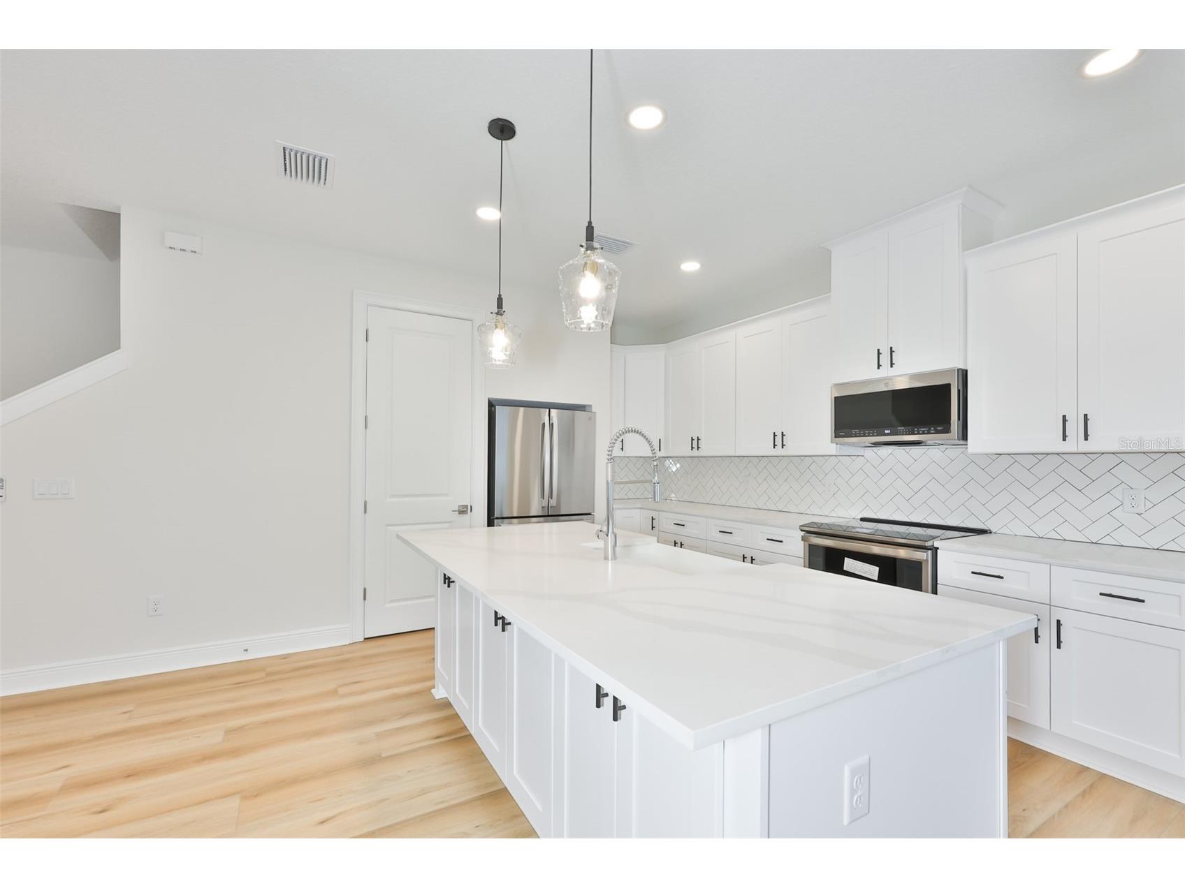 1913 W Beach Street Tampa FL 33607 TB8513673 image7