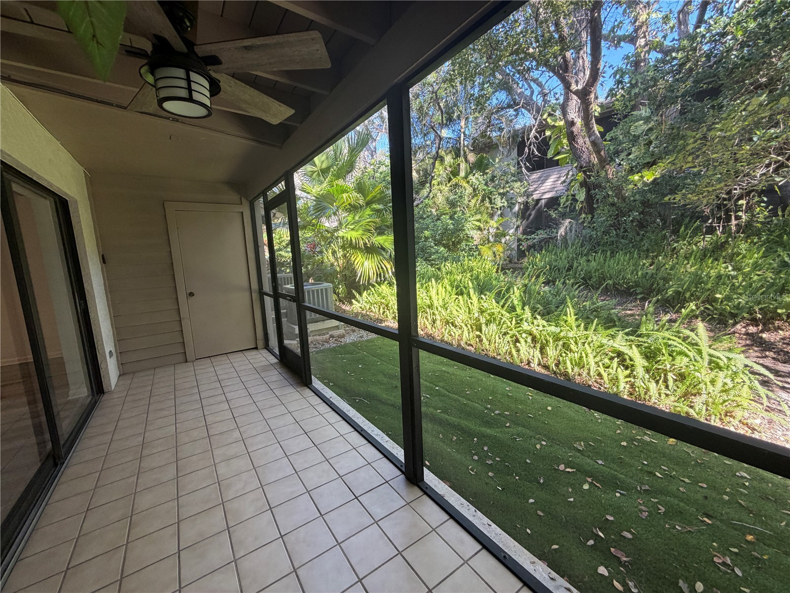 1913 Whispering Way Tarpon Springs FL 34689 W7883425 image9