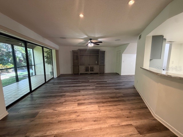 1913 Whispering Way Tarpon Springs FL 34689 W7884933 image6