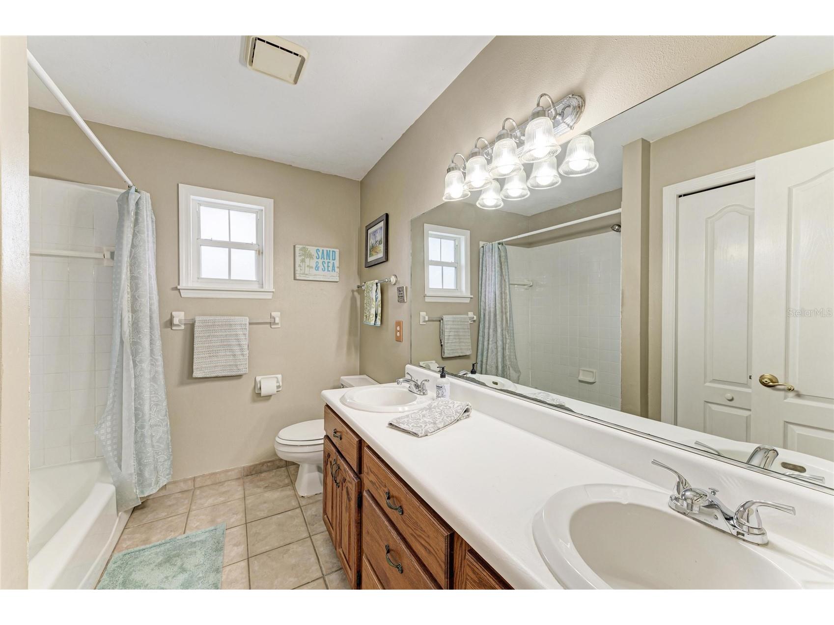 1914 24th Avenue W Palmetto FL 34221 A4678628 image35
