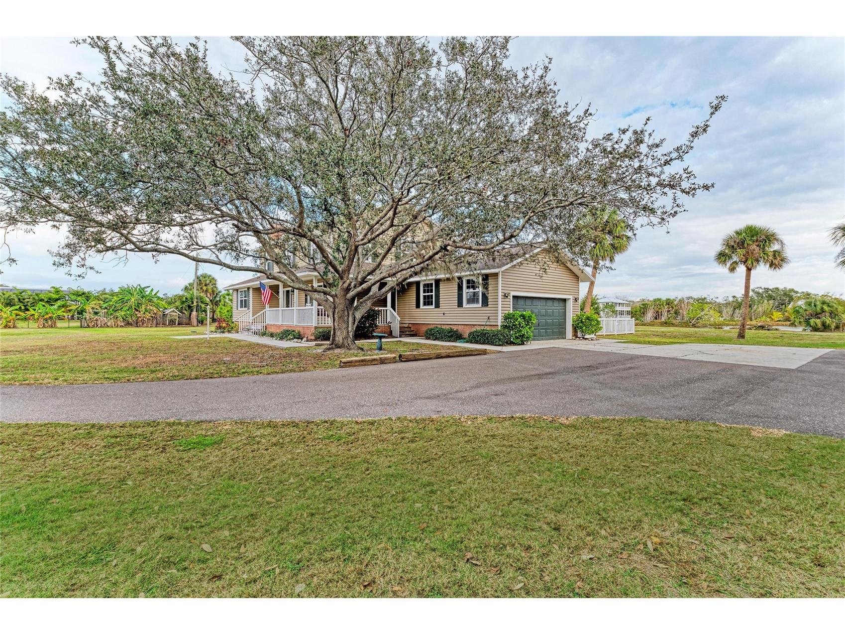 1914 24th Avenue W Palmetto FL 34221 A4678628 image7