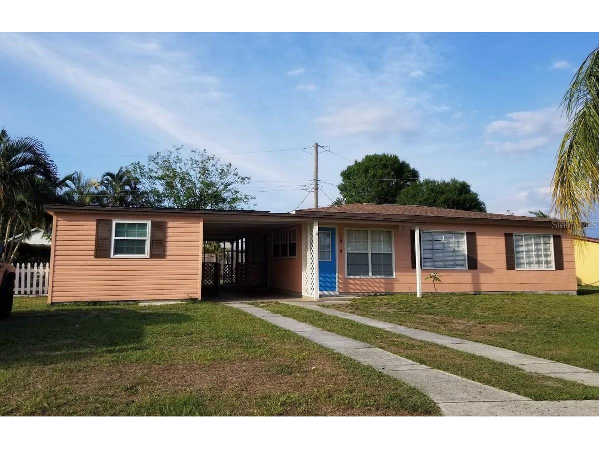 1914 28th Avenue Drive W Bradenton FL 34205 A4571181 image1