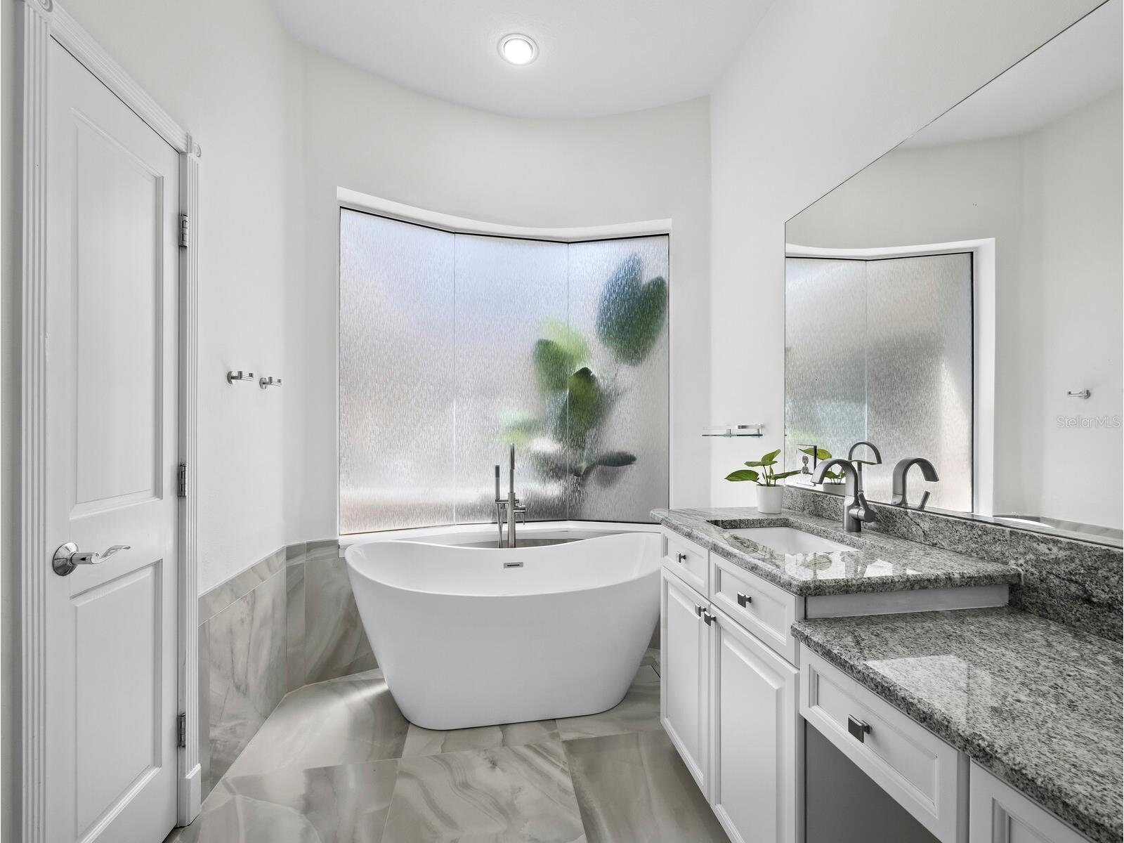 1914 Harbour Links Circle #10 Longboat Key FL 34228 A4686139 image20