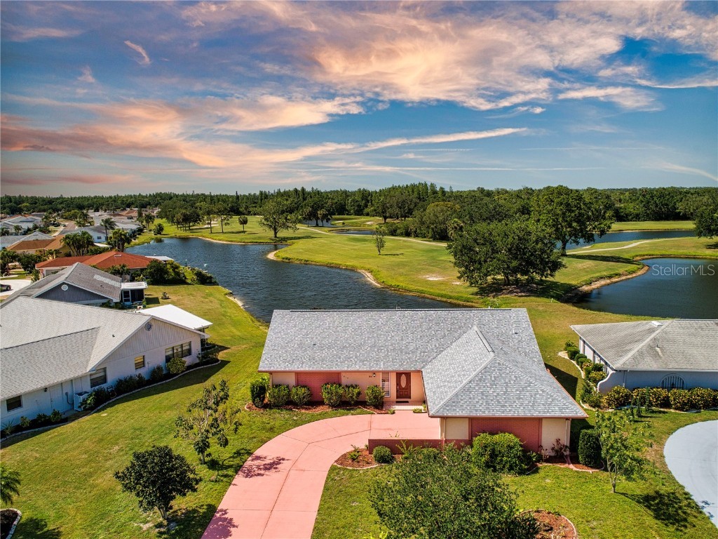 1914 N Pebble Beach Boulevard Sun City Center FL 33573 - Moon Lake T3421207 image1